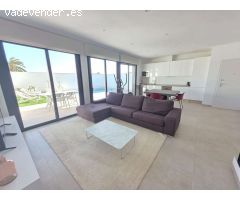 Chalet individual moderno a tan solo 500m del mar