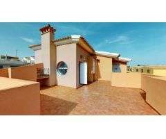 Chalet Primera Linea - Los Locos, 3 hab, 2 baños, piscina privada, vistas al mar - 329.000€