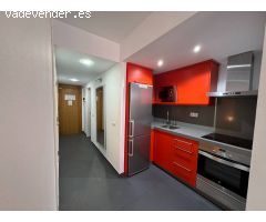 Se alquila coqueto apartamento de un dormitorio en la calle Sagasta, en La Puntilla, en edificio en