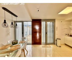 Espectacular y moderno adosado en la entrada a Güímar. Espacio, luz y estilo