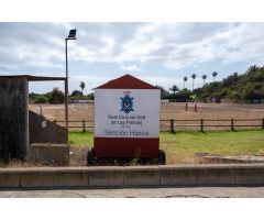 OPORTUNIDAD ÚNICA FRENTE AL PICADERO EN EL CLUB DE GOLF