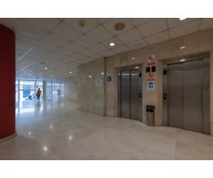 Oficina en alquiler en Edificio Internacional, Santa Catalina