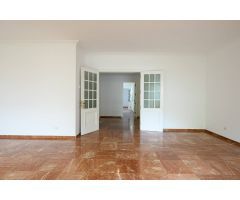 EXCLUSIVA VIVIENDA EN EL PRESTIGIOSO EDIFICIO YERAY – ZONA OBELISCO