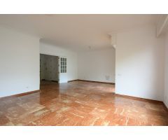 EXCLUSIVA VIVIENDA EN EL PRESTIGIOSO EDIFICIO YERAY – ZONA OBELISCO
