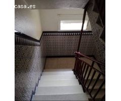 VENDO AMPLIO PISO