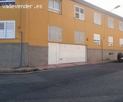 Vendemos varios garajes cerca Iglesia de Jinamar. Telde