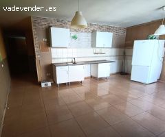Piso con garaje y trastero en Carrizal, muy cerca de la calle principal