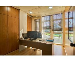 Gran oficina apta para LA RIC en venta en Santa Catalina