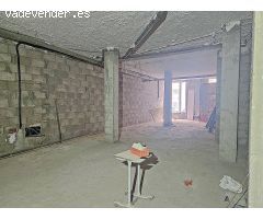Amplio local comercial en Domingo J. Navarro, 20 - Triana