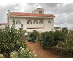 VENDEMOS VIVIENDA EMBLEMÁTICA CERCA DEL CASCO