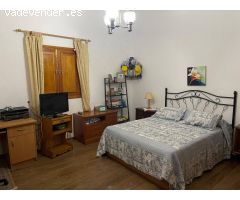 VENDEMOS VIVIENDA EMBLEMÁTICA CERCA DEL CASCO