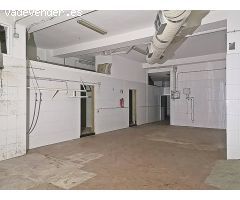 Local en venta en calle Matías Padrón