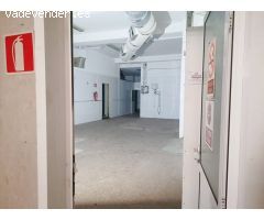 Local en venta en calle Matías Padrón