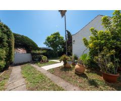 Chalet en venta en la Urbanización Los Almendros, Valsequillo