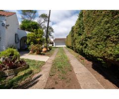 Chalet en venta en la Urbanización Los Almendros, Valsequillo