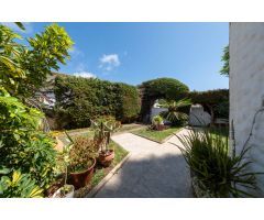 Chalet en venta en la Urbanización Los Almendros, Valsequillo