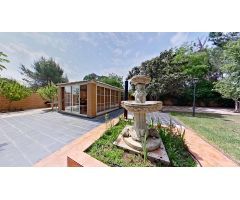 Chalet Independiente en Eurovillas de 3 habitaciones con parcela de 1000m2