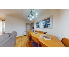 PIso 3 dormitorios 2 baños con ascensor y plaza de garaje Palomeras Sureste
