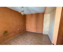 Amplio piso con garaje en venta en Florida Baja, Alicante