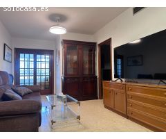 Piso de 2 dormitorios en Reina Mercedes