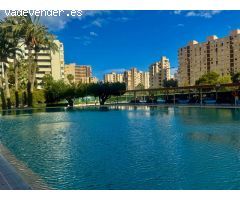 Luminoso apartamento de 3 dormitorios en urbanización renovada, a 400 m de la playa