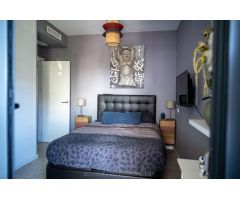 ¡Vive la Costa del Sol a lo grande! Tu nuevo hogar en Los Álamos, Torremolinos