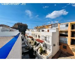 Bungalow pareado 3 dormitorios, 2 baños, sótano y solarium a 300 m de la playa en Torrevieja (Alican
