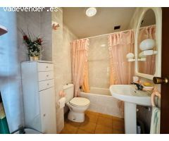 Bungalow pareado 3 dormitorios, 2 baños, sótano y solarium a 300 m de la playa en Torrevieja (Alican