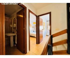 Bungalow pareado 3 dormitorios, 2 baños, sótano y solarium a 300 m de la playa en Torrevieja (Alican