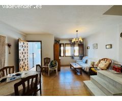 Bungalow pareado 3 dormitorios, 2 baños, sótano y solarium a 300 m de la playa en Torrevieja (Alican