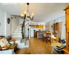 Bungalow pareado 3 dormitorios, 2 baños, sótano y solarium a 300 m de la playa en Torrevieja (Alican