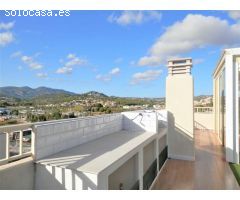 Atico 3 dormitorios, bbq, parking, trastero y piscina en Calpe (Costa Blanca)