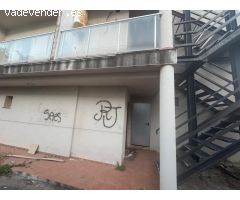 Edificio en la playa de miramar