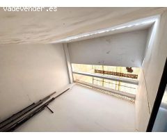 LOCAL COMERCIAL EN CALLE 9 DE OCTUBRE  56 DE 173 M2  