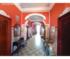 INVERSIÓN IDEAL – CHALET CON GRAN POTENCIAL EN PALMERA / ALQUERIA DE LA CONDESA. 2 X 1.