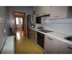 Estupendo piso para entrar a vivir muy cercano al centro