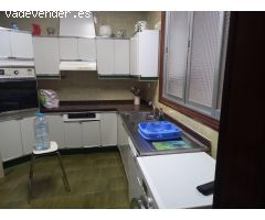 ¡Se alquila amplio y acogedor piso en pleno centro de Valencia!