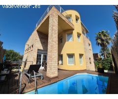 ???? Chalet independiente con piscina y bodega de ensueño en Montecanal