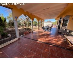 Chalet independiente en venta Lliria