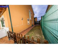 SE VENDE CASA EN VILLADEPALOS