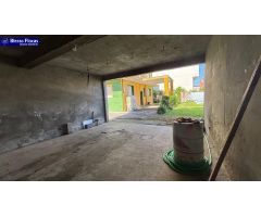 CASA CON TERRENO PARA HOSTAL DE PEREGRINO O VIVIENDA!!
