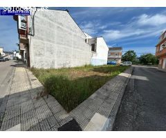 SE VENDE CASA CON TERRENO EN CACABELOS