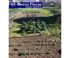 CASA CON TERRENO PARA REFORMAR A TU GUSTO