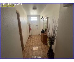 Casa con parcela trasera en El Siscar