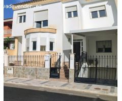 OLULA DEL RÍO. ( ALMERÍA ) . CHALET PARA ENTRAR A VIVIR EN URBANIZACIÓN EUROPA.