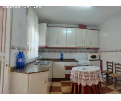 OLULA DEL RÍO. ( ALMERÍA ) . CHALET PARA ENTRAR A VIVIR EN URBANIZACIÓN EUROPA.