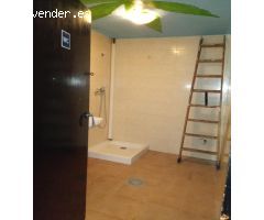 LOCAL COMERCIAL DIÁFANO CON SALIDA DE HUMOS