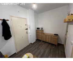 Estudio en calle Viladomat junto a calle Manso