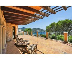 FINCA RÚSTICA CON MUCHO CARÁCTER EN PUERTO DE ANDRATX CON VISTAS AL MAR