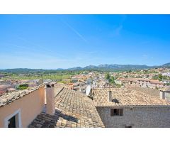 CASA DE PUEBLO CON VISTAS PANORÁMICAS A LA MONTAÑA COMPLETAMENTE REFORMADA